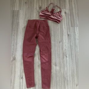 Alo Workout Set, Size M